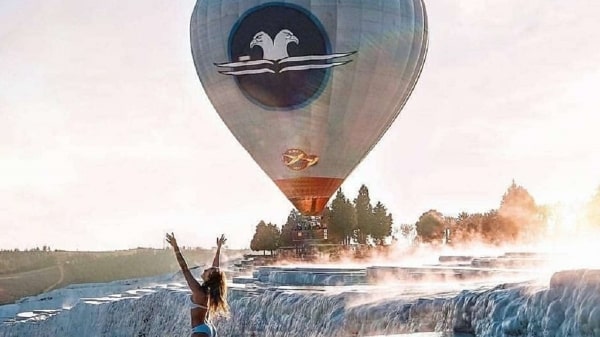 Pamukkale Hot Air Balloon Flight from Side