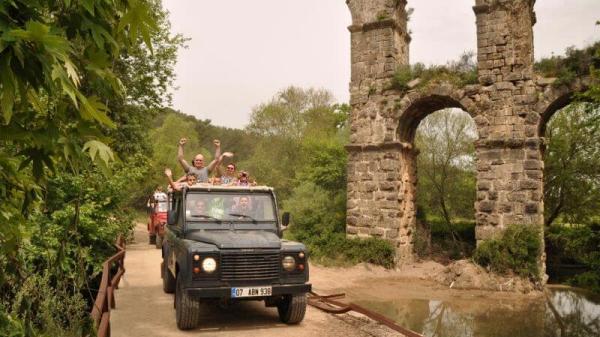Side Jeep Safari Tour