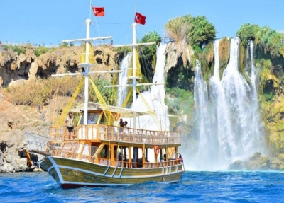 Antalya Relax Boat Trip with Duden Waterfalls